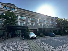 沙鹿5米大面寬別墅｜前院停車｜整層主臥｜狂降300