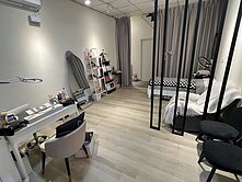 破盤價～～高雄車站＋捷運橘線＋百貨商圈,市中心透天