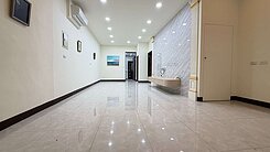 G02興仁夜市旁美透天