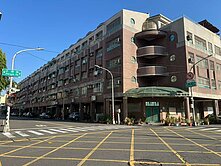 近美術館車站*鼓山國中*透天4樓增建5樓滿金店面