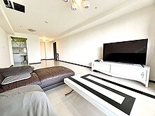 景川匯最佳棟別四房平車高樓邊間朝南面河畔