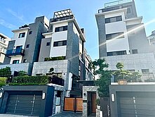 單元二.東山美岩山.雙車電梯別墅.4年輕屋