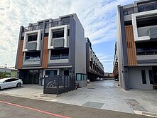 沙鹿🙆近中科！大樓價住別墅★大面寬~雙車別墅