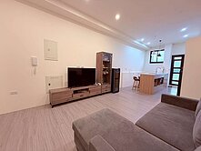 冬山全新精美2房車位華廈