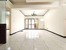 🍑㊝成功豪門大廈︱屋況乾淨4房車位︱夫妻房仲㊝