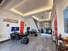 東港20米路大展鴻圖店墅A-店面能見度高