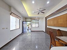 岡山面公園三面採光靓麗傳統邊間庭院美車墅