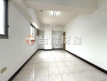 三和國中捷運華廈