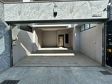 大社商圈 全新未住 臨路大面寬 雙車墅