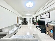  國雄文心森林｜四房雙主臥雙車位｜露台戶