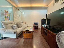 永安市場捷運站 美妝 二樓邊間  超低總價三房