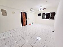 聯新醫院旁3房車