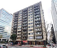 Location Location 國泰皇家邊間