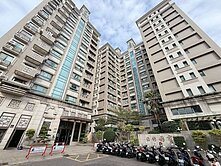 十期東山高中|日紡國寶大兩房車位