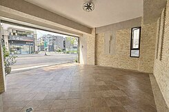 仁雄商圈-三角窗-面寬5.5米/併排雙車墅