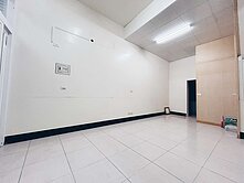 赤山文山特區★正八米街邊間挑高翻新透天