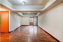 六張犁捷運低總價3 房