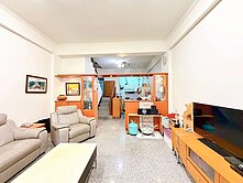 《看屋找信實》專｜東區｜十甲商圈前院停車超值美透天