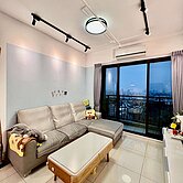 近未來體育園區 ｜龍岡商圈 ｜匯東方次頂樓2房車