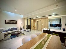 專任獨家💎電梯別墅/雙車位6.8米/國光麥當勞旁