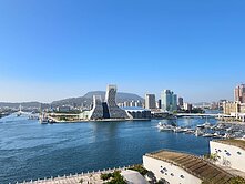 亞灣正海景首排百立2房高質感精美豪邸