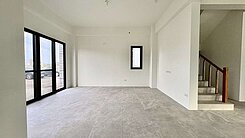 近安農溪百坪全新電梯現可入住農舍