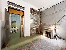 莒光市場商圈｜近捷運透天｜門前可改車庫