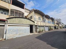 歸仁8米路傳統孝親車庫透天