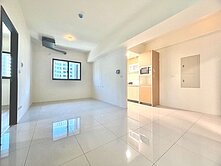 信實豪豪他爸🐻新光特區全新交屋大三房+柱邊平車