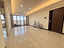 阿銘嚴選｜ 頭家最強無對手兩房車位無視野戶 