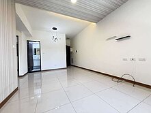 四季香頌#寬敞明亮大兩房#衛浴開窗#新台17線