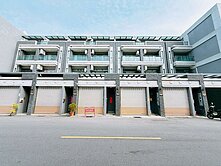 💒大里 中興/德芳南/雙商圈輕屋齡車庫別墅🏠