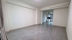 奕君好房❗維東亞悅綴美❗輕屋齡側院停車透天