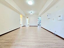 新高雙語學區｜入門玄關｜大3房+電梯直達坡道平車