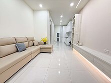 文化中心.五福商圈翻新邊間透天