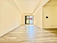 獨家只有我再賣洽專員最便宜！社區絕最低價格３房平車