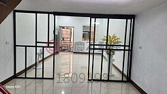 五甲商圈已租車位｜採光翻新質感美透天