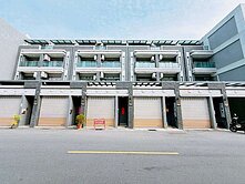 信實恬🍭大里德芳南路商圈❗️臨路四套車庫別墅