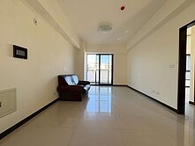 佑睿首薈超俗大三房車位露臺戶