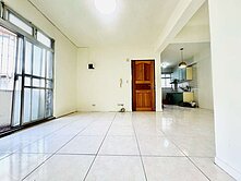 頂溪捷運獨棟邊間好屋