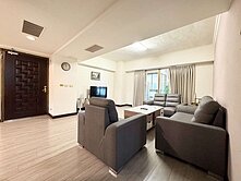  【專任 國家大第】湳雅大潤發商圈/漂亮大四房車位