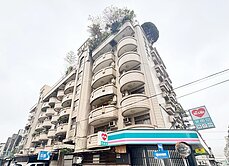 住商陳政宏逸仙名園三房含坡車連續七年破億團隊