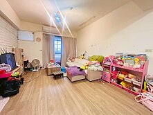 ⚛️龍岡近忠貞市場「中正新」電梯大四房⚛️