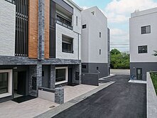 媽祖大道旁大面寬全新美墅(B1)