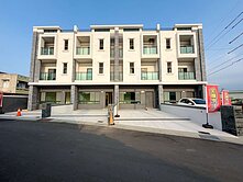 近湖子內大面寬孝親房雙車庫全新別墅(A3)