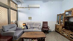 近世運主場館|油廠國小捷運站|活巷透天厝