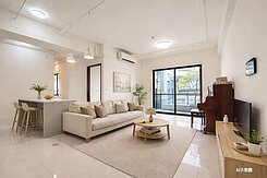 恩仔推🏀水湳知己人家｜次頂樓三房雙平車！單價便宜