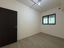 沙鹿區勝興興站蛋黃區視野三房+平車