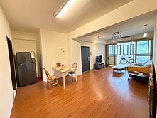 獨家專任信義區高樓邊間景觀電梯絕美裝潢方正三房