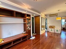 獨家專任超稀有大椰林高樓一層兩戶裝潢三房車